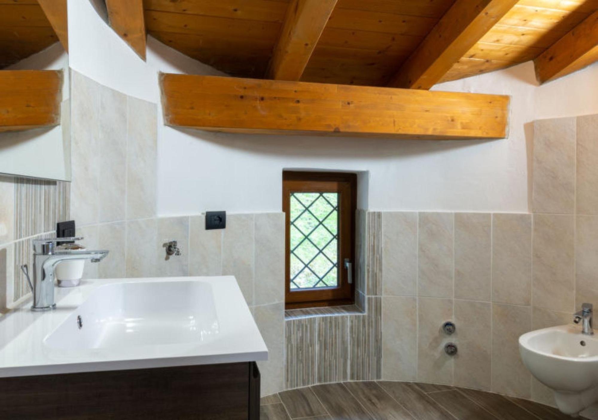 Agriturismo Baita Bave Pellio Inferiore Room photo